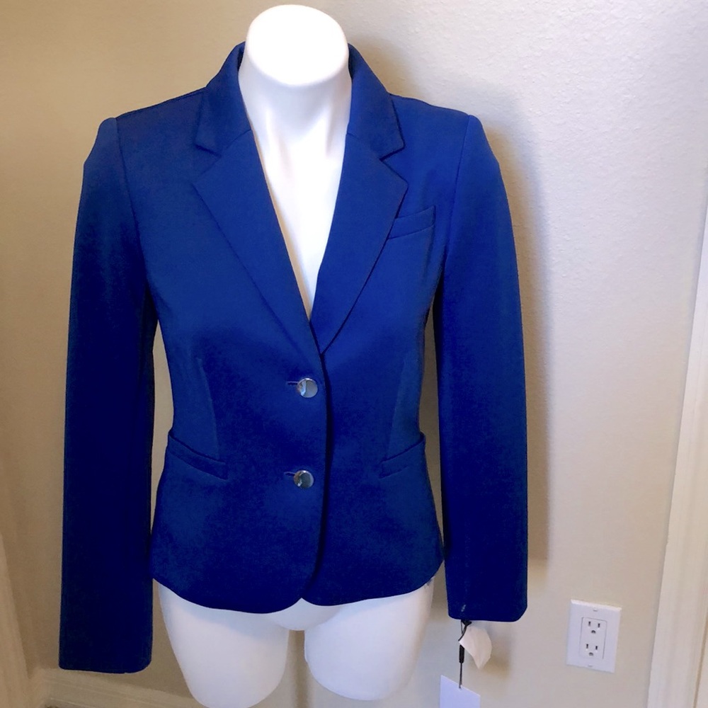 Calvin Klein suits Jacket Size 6. Royal Blue